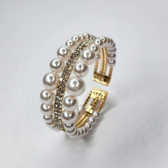 Multi-layer Pearl & Rhinestone Crystal Wrap Stretch Open Cuff Women's Bracelet - Picture 3 of 5